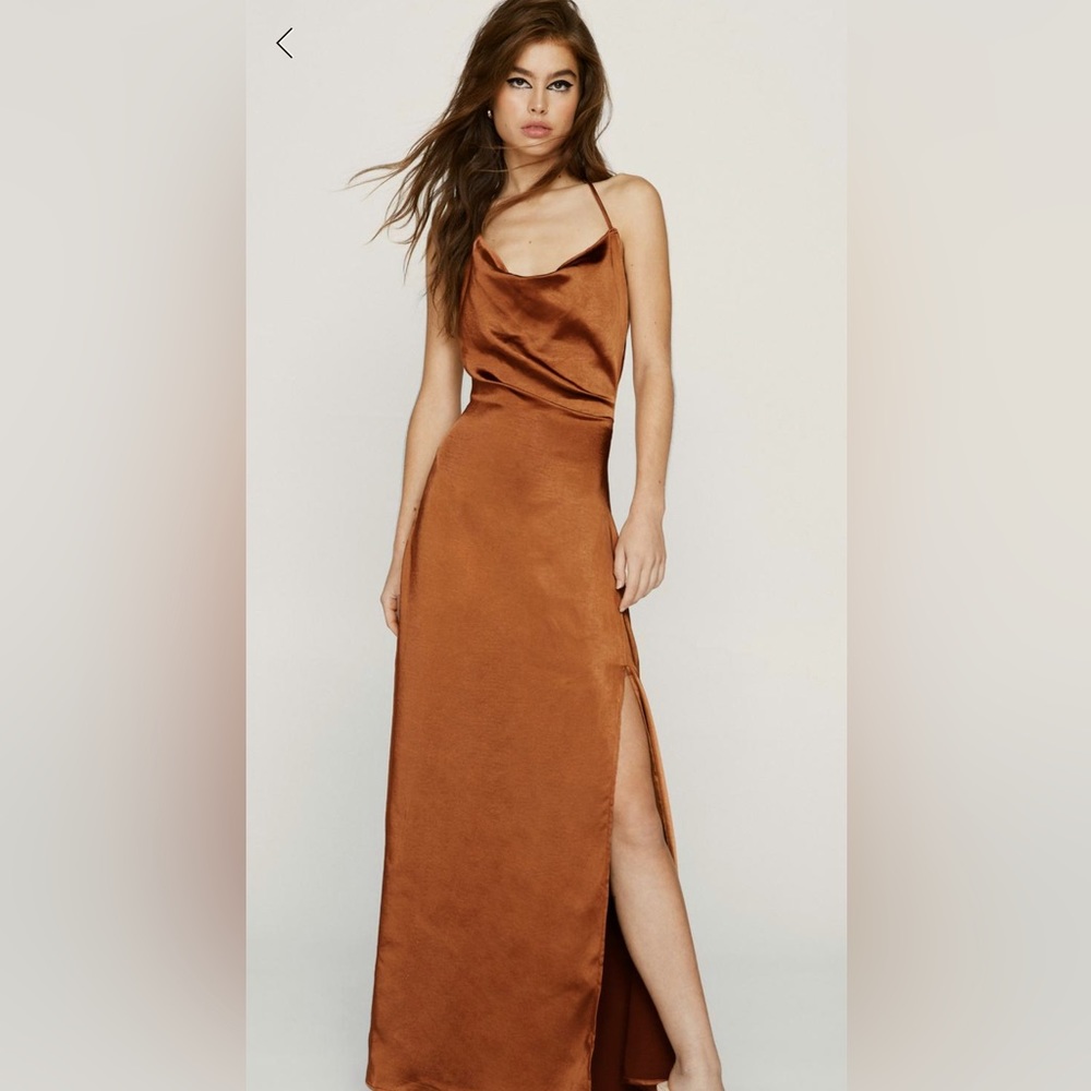 Beautiful brand new dress. Got the wrong size initially.